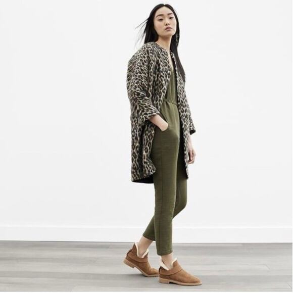 UGG Boots‎ Shoes Womens Size 7 Chestnut Sheepskin Fleece Lined Classic Australia - Picture 14 of 14